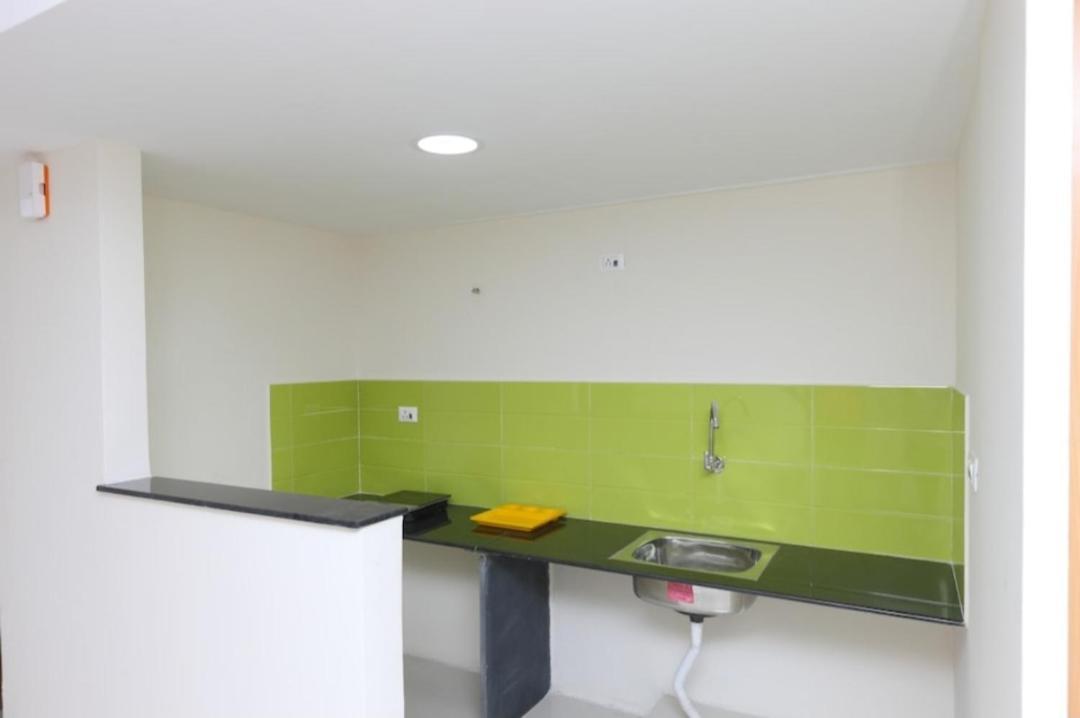 Phoenix Inn Chennai Exterior photo